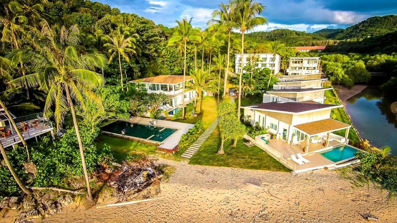 Exclusive Beachfront Villa Ko Lanta